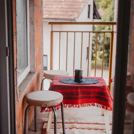 Mona Apartment Sanski Most